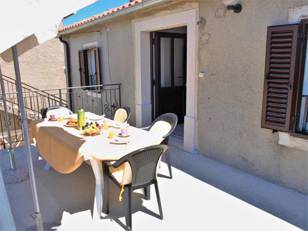 Apartment Rado Vrbnik Dış mekan fotoğraf