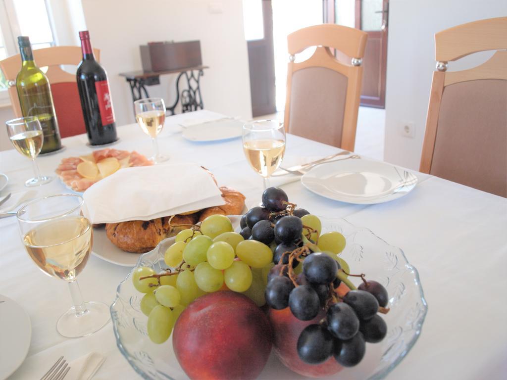 Apartment Rado Vrbnik Dış mekan fotoğraf